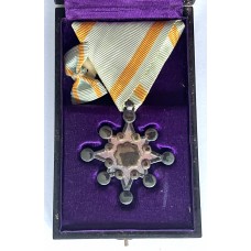 Order of the Sacred Treasure 7th Class in Meiji era box of issue