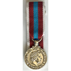 Queen's Platinum Jubilee Medal, miniature version