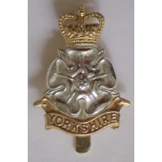Yorkshire Brigade cap badge 
