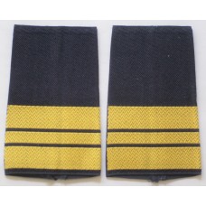 Bundesmarine shoulder slides for a Kapitan Leutnant 