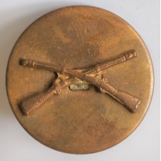Infantry enlisted collar badge 
