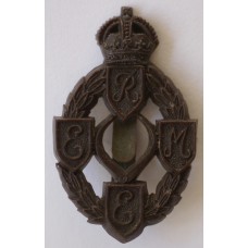 Royal Electrical and Mechanical Engineers (REME) wartime economy issue plastic cap badge 