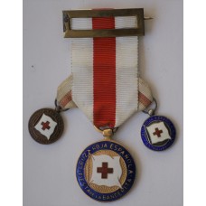 Spanish Red Cross flag day medal with miniatures 